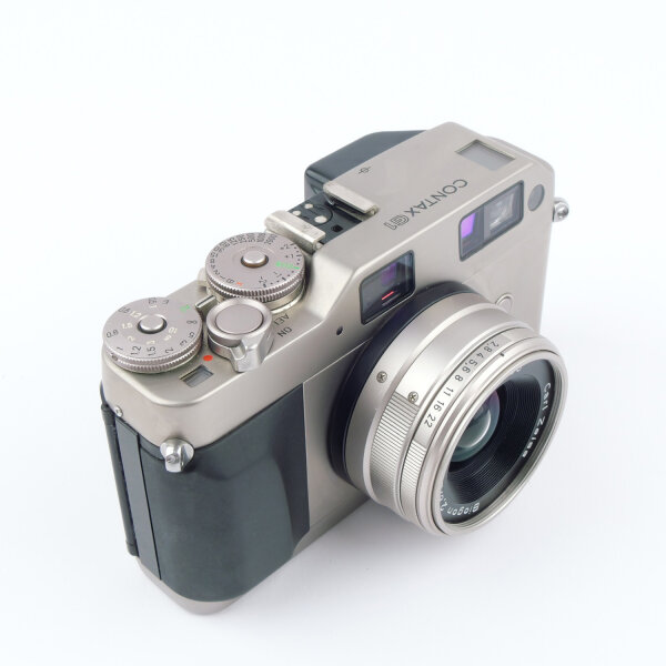 Contax G1 Green Label Biogon 2.8/28mm T*
