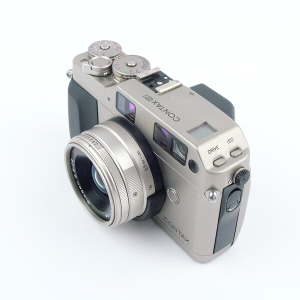 Contax G1 Green Label Biogon 2.8/28mm T*