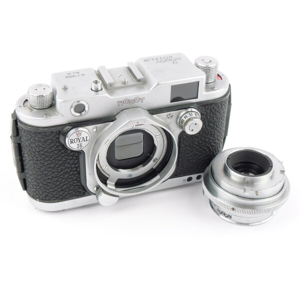 Robot Royal 36 Mod. III 36x24 Xenar 2.8/45mm NOTTESTED