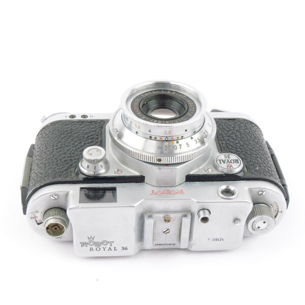 Robot Royal 36 36x24 Xenar 2.8/45mm NOTTESTED