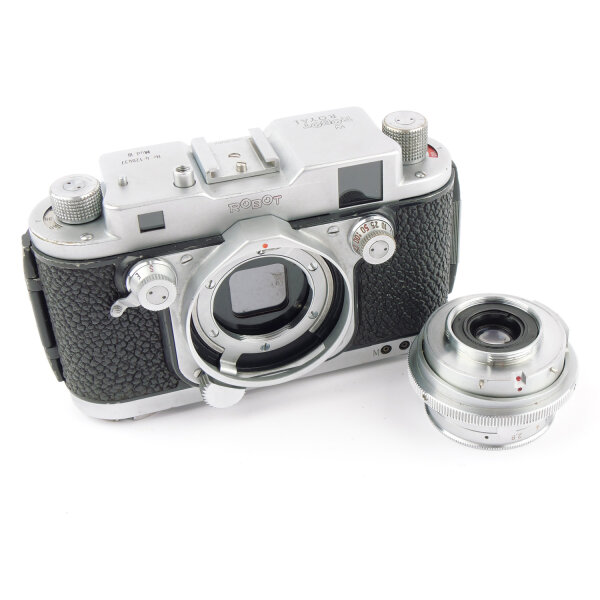 Robot Royal Mod. III 24x24 w. Xenar 2.8/38mm NOTTESTED