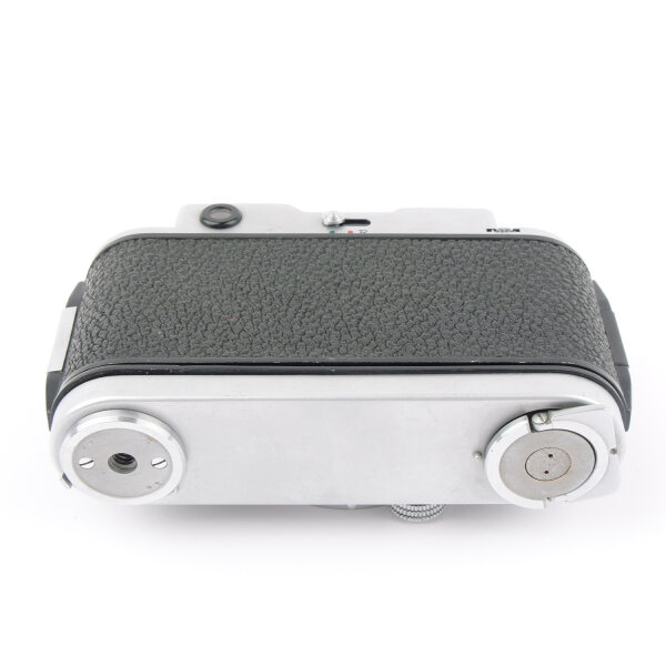 Robot Royal 36 36x24 Ragefinder Camera