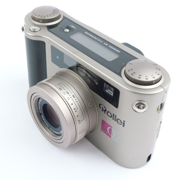 Rollei QZ 35 T by F.A. Porsche DEFECTIVE