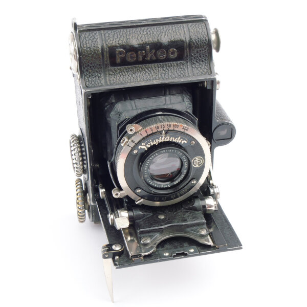 Voigtländer Perkeo w. Heliar 3.5/5.5cm