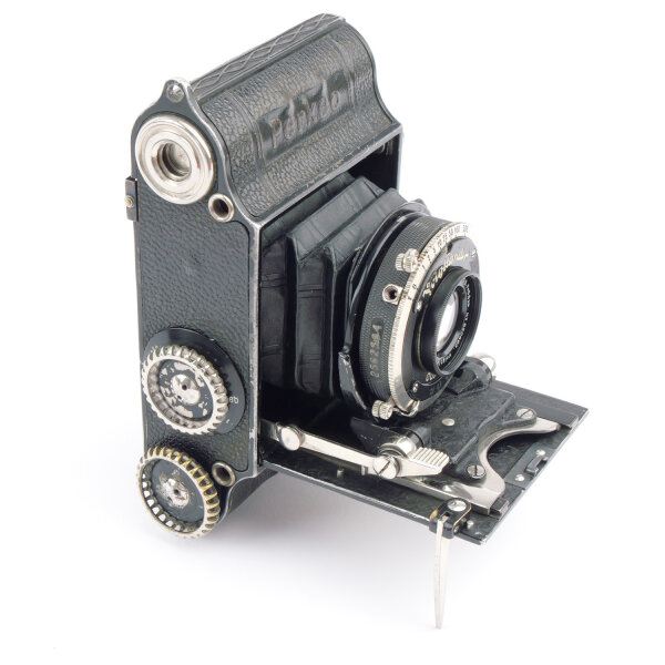 Voigtländer Perkeo w. Heliar 3.5/5.5cm