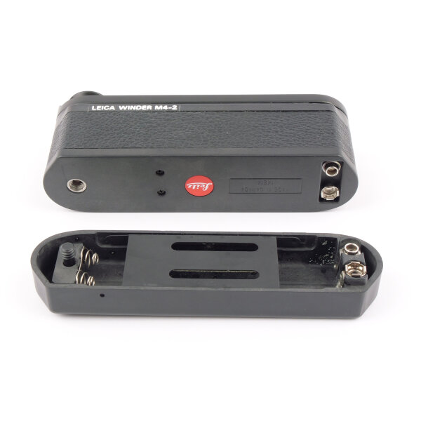 Leica Leitz Winder M4-2 14400 w. Battery 14227 NOTTESTED