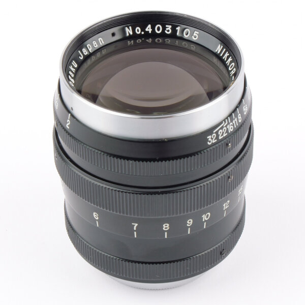 Nippon Kogaku Nikkor PC 2/85mm Black Chrome LTM M39 MINT