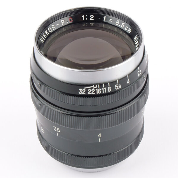 Nippon Kogaku Nikkor PC 2/85mm Black Chrome LTM M39 MINT