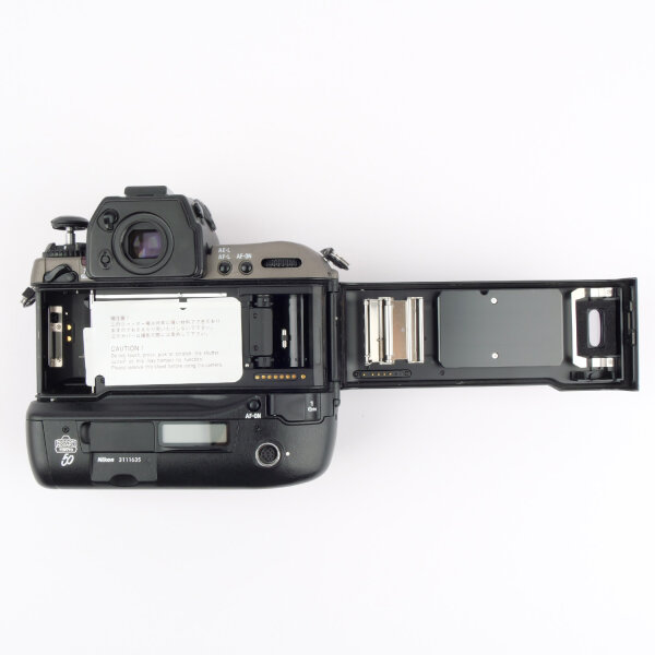 Nikon F5 50th Anniversary NEAR MINT FULL SET