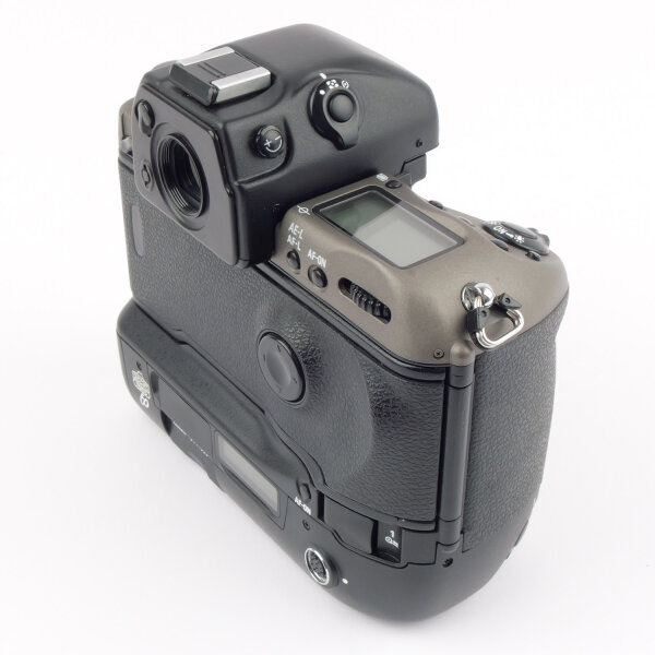 Nikon F5 50th Anniversary NEAR MINT FULL SET