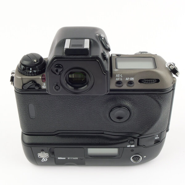 Nikon F5 50th Anniversary NEAR MINT FULL SET