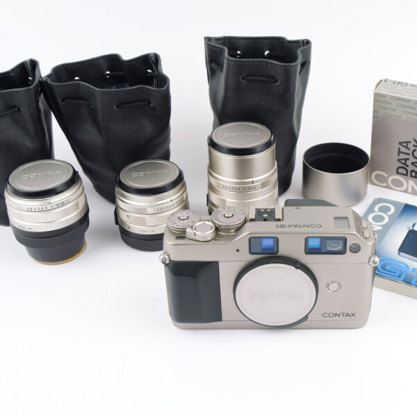 Contax G1 w. 28mm/45mm/90mm GD-1 Databack