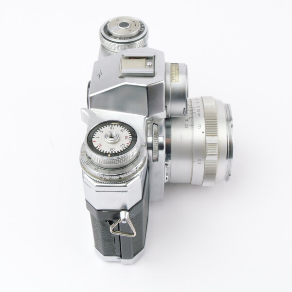 Zeiss Ikon Contarex Bullseye Chrome w. Planal 2/50mm STIFF NOTTESTED