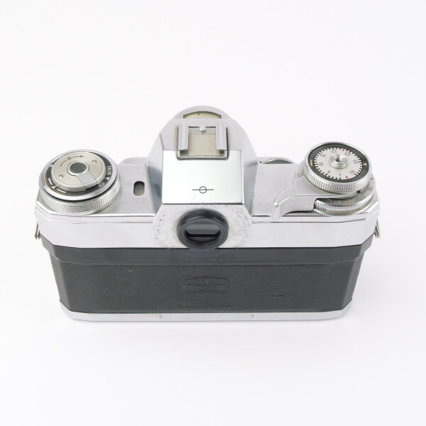 Zeiss Ikon Contarex Bullseye Chrome w. Planal 2/50mm STIFF NOTTESTED
