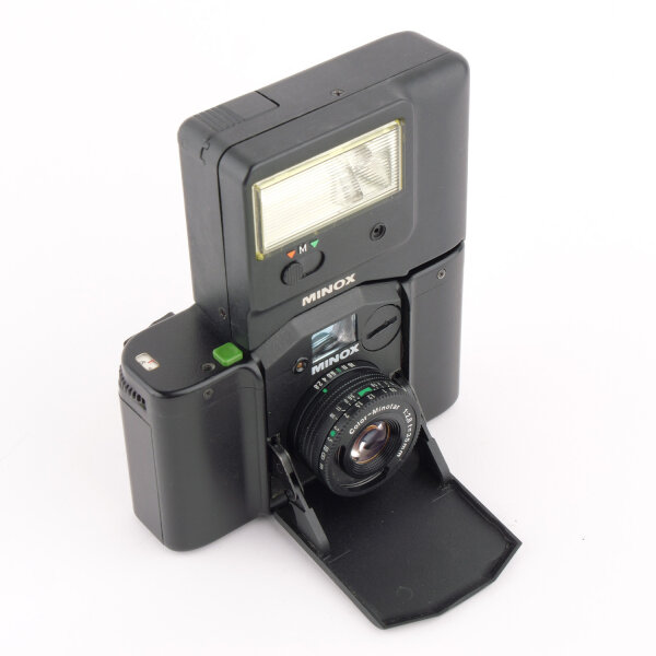 Minox 35 GSE w. FC35 Flash
