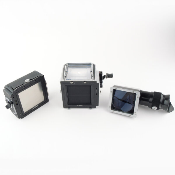 Hasselblad 500C/M w. A12 + Prism Finder HC-4 + Distagon 3.5/60mm