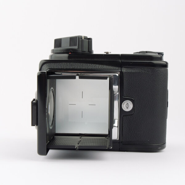 Hasselblad 500C/M w. A12 All Black Japanese Market Star Model