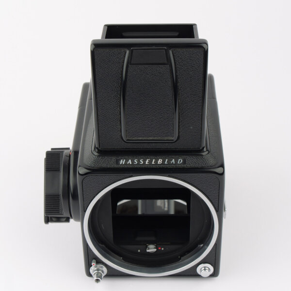 Hasselblad 500C/M w. A12 All Black Japanese Market Star Model