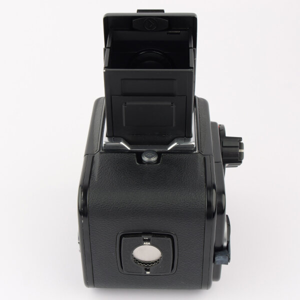 Hasselblad 500C/M w. A12 All Black Japanese Market Star Model