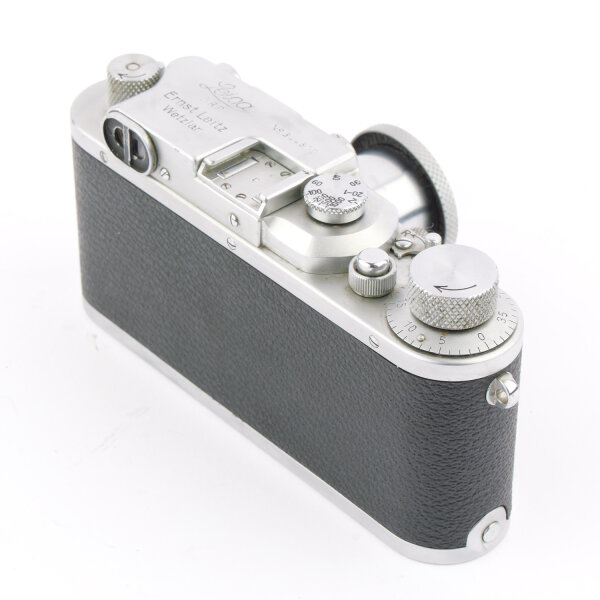 Leica IIIb w. Elmar 3.5/5cm