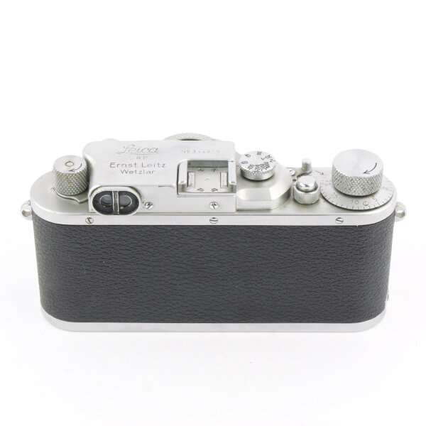 Leica IIIb w. Elmar 3.5/5cm