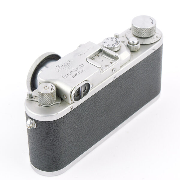 Leica IIIb w. Elmar 3.5/5cm