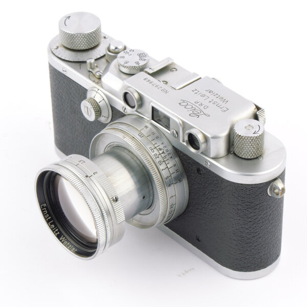 Leica III mod. F w. Summitar 2/5cm