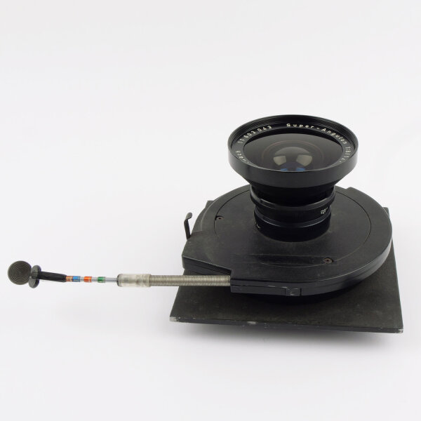 Schneider Kreuznach Sinar Super-Angulon 8/121mm on Sinar plate NOTTESTED
